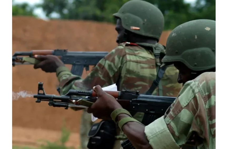 Bénin : des arrestations dont un militaire radié de l'armée après la tentative de coup d'État déjoué hier