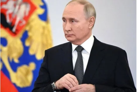 Russie : un ministre de Vladimir Poutine se donne la mort après son limogeage du gouvernement