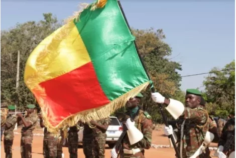 Coup d'Etat déjoué : le général Abou Issa et le colonel Faïzou Gomina libérés des mains des mutins