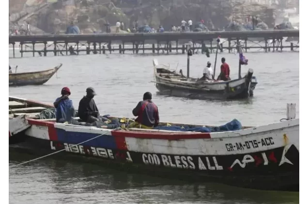 Ghana : 15 morts, dont 11 enfants, dans le chavirement d'un bateau sur le lac Volta