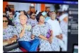 Côte d'Ivoire : la chemise de l'ambassadeur de France à la gloire de la première dame alimente la polémique