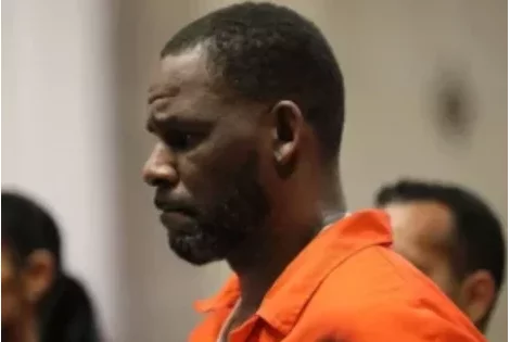 R. Kelly hospitalisé après une overdose en prison : son avocat dénonce une négligence grave