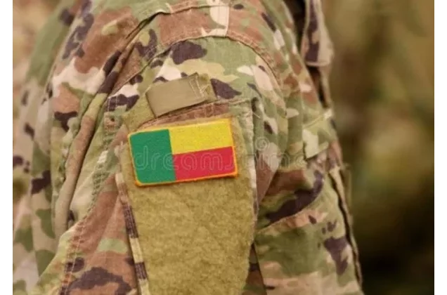 Parakou : un faux militaire arnaqueur des zemidjan mis aux arrêts par la police (les faits)