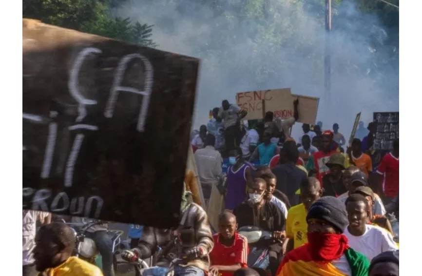 Officiel au Cameroun : les violences post-électorales font 16 morts et plus de 800 arrestations