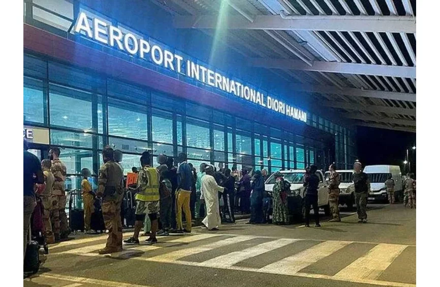 Attaque contre l'aéroport de Niamey : la Russie monte au créneau