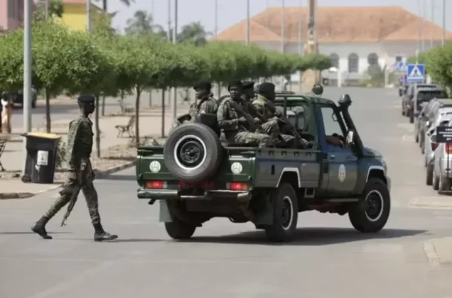 Guinée-Bissau : un groupe d'officiers annonce avoir pris le pouvoir, Embaló introuvable