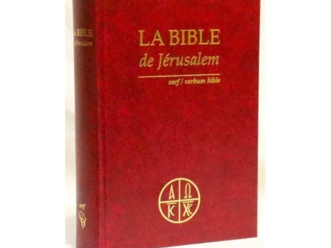 Klouékanmey : une maison entièrement ravagée par un incendie, seulement une bible récupérée