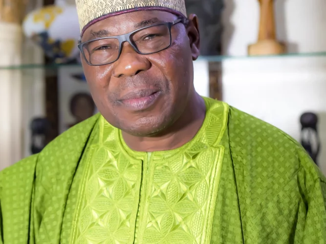 Bénin : depuis sa retraite sanitaire, Boni Yayi réagit à la tentative de coup d'Etat