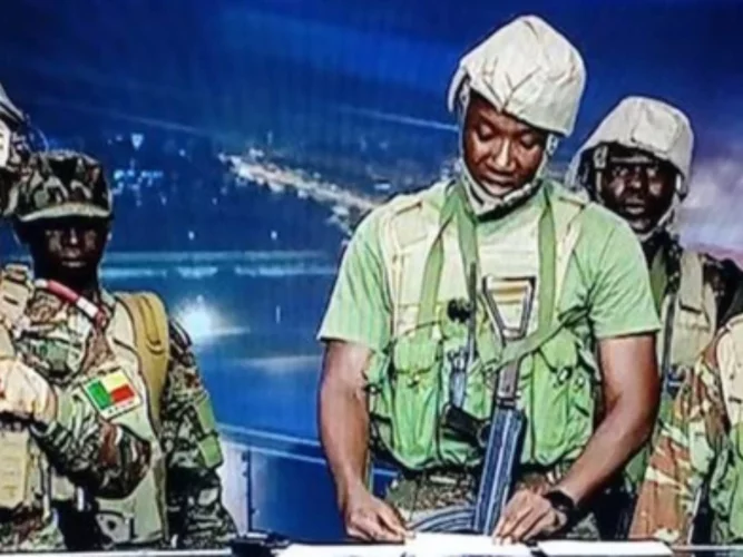 Coup d'État déjoué au Bénin : 05 ans de prison ferme requis contre un policier et un journaliste à la Criet