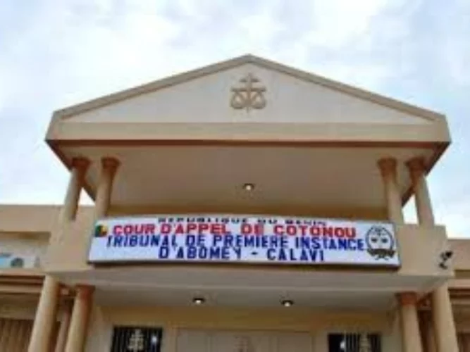 Bénin : le professeur Marcel Houinato condamné à 10 ans de prison pour viol sur mineure 