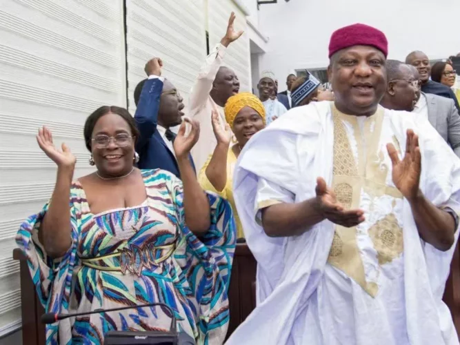 Révision de la constitution : le mandat présidentiel passe à 7 ans (les nouveautés)