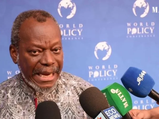 Me Robert Dossou : « Le putsch n'est pas une option pour résoudre les crises »