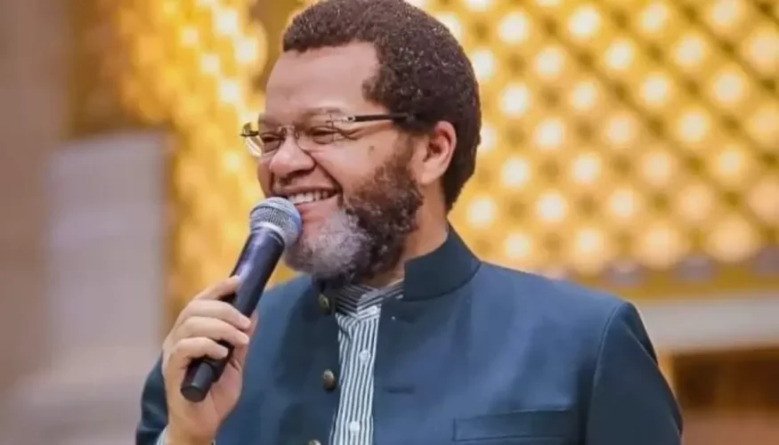 Remariage de Marcello Tunasi : une pluie de réactions des internautes, le pasteur congolais réplique
